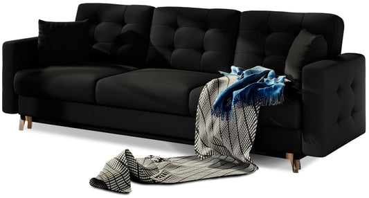 Kanapa Asgard w kolorze Sawana 14 czarny – elegancka sofa trzyosobowa z pikowanym oparciem i drewnianymi nogami, idealna do nowoczesnego wnętrza.