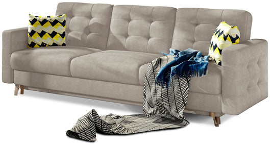 Kanapa Asgard w kolorze Paros 02 beżowy z poduszkami w tkaninie Zigzag 53 wielokolorowej – elegancka sofa trzyosobowa z pikowanym oparciem i drewnianymi nogami.