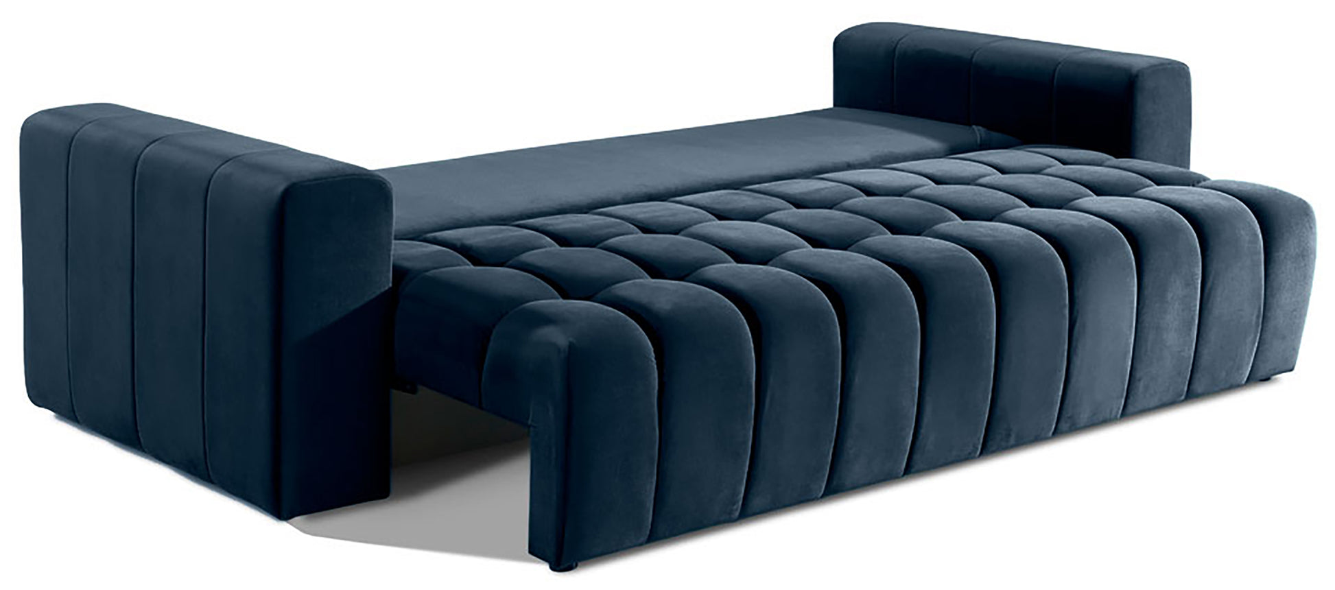 Sofa Lazaro Monolith 79 granatowa rozłożona na łóżko: mechanizm rozkładania odsłania płaską, pikowaną powierzchnię spania, zachowując masywne, prostokątne podłokietniki i jednolitą tapicerkę w eleganckim, aksamitnym granacie.
