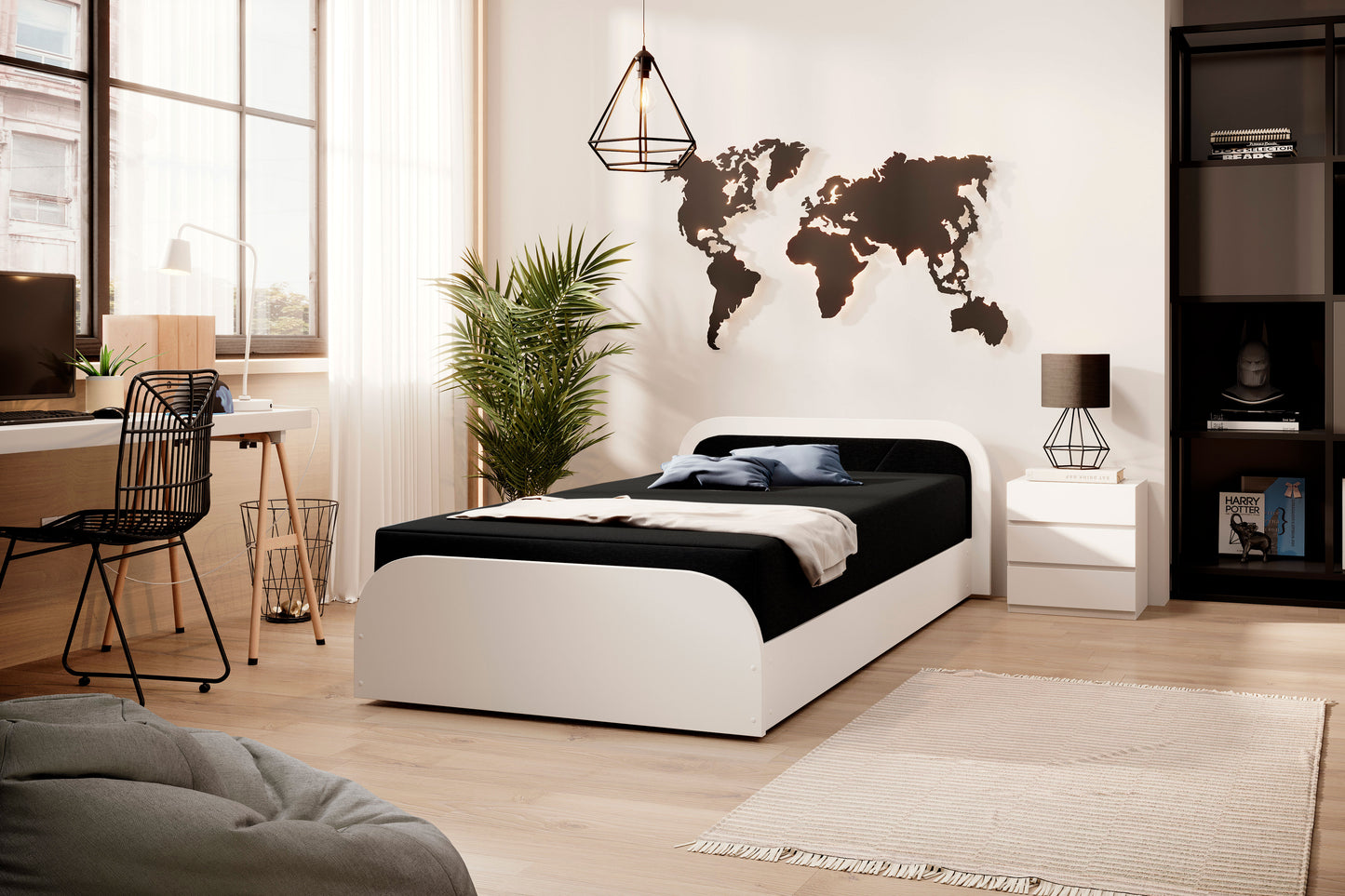 Widok wnętrza z łóżkiem Parys I w Alova 04 czarny, biała rama w prawym układzie, pod dekoracyjną mapą świata, obok biurka i pufy na jasnej podłodze.