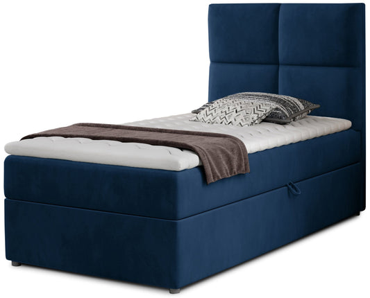 Łóżko Rivia w kolorze Monolith 77 granatowy o wymiarach 90x200 cm, widok z przodu na białym tle.