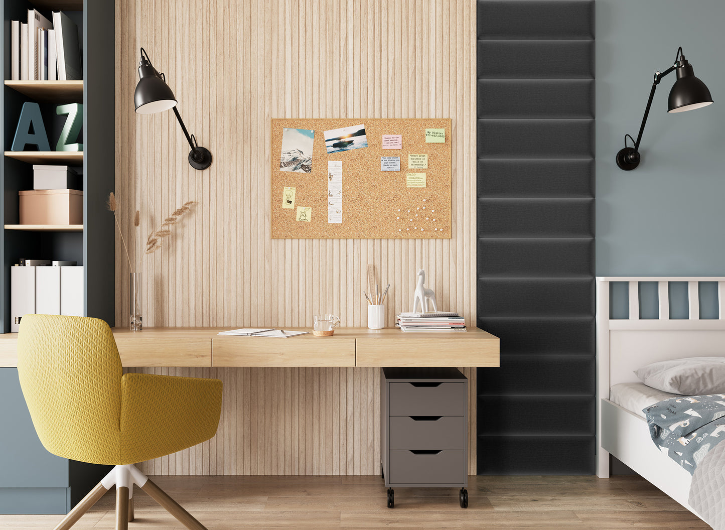Nowoczesne biuro domowe z drewnianym biurkiem, żółtym fotelem i korkową tablicą; przy ścianie obok biurka pionowo zamontowany panel Quadratta II Monolith 94 w ciemnoszarym kolorze.