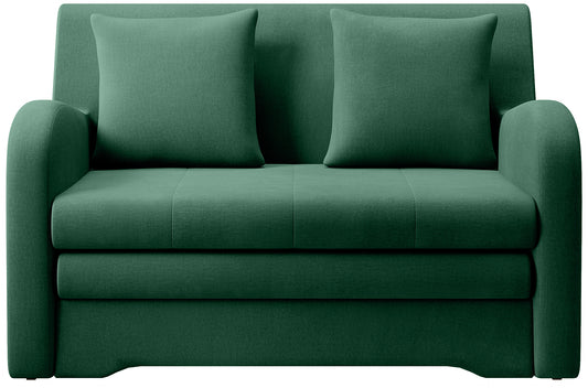Zielona sofa Ario w gładkiej tkaninie, packshot, widok front na białym tle, dwie poduszki.