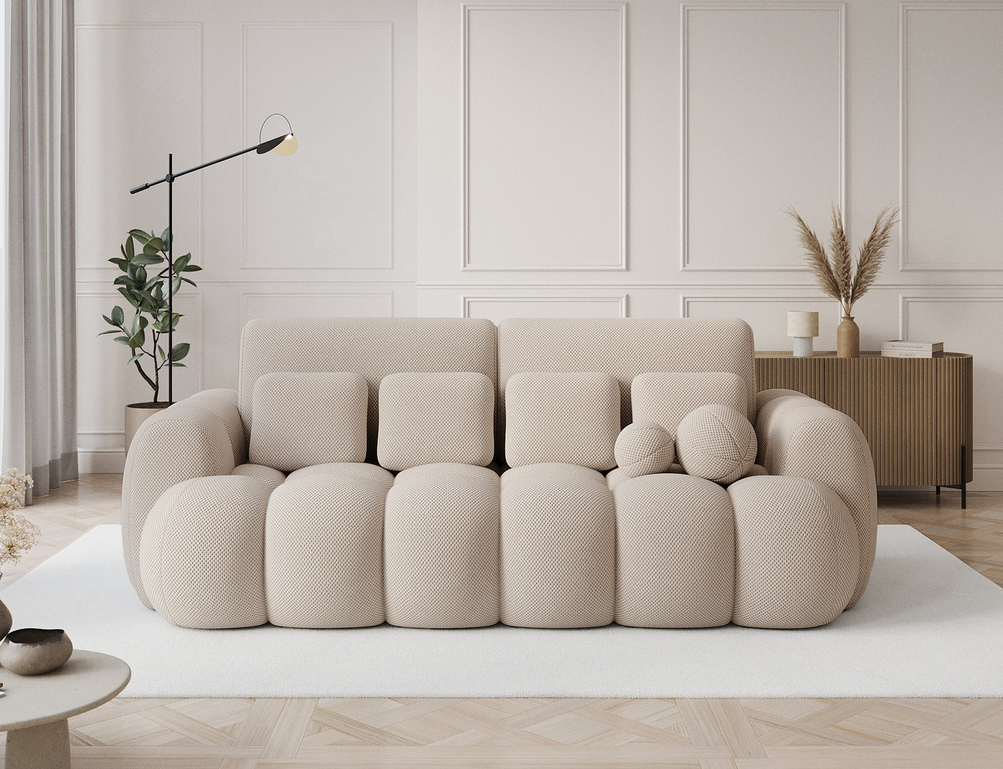 Cotonn Calmora 18 – beżowa sofa o miękkiej formie i subtelnej fakturze, idealna do eleganckich, jasnych wnętrz.