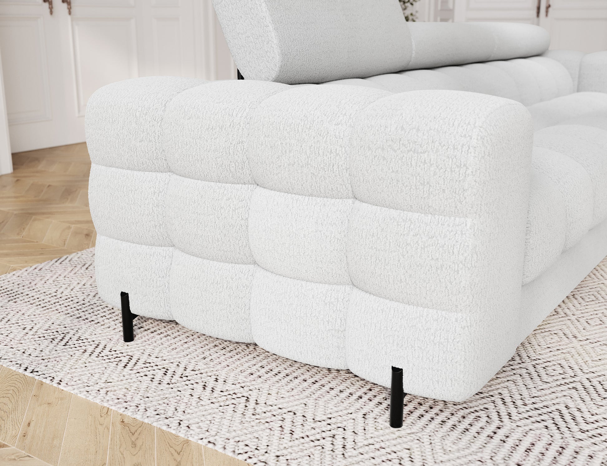 Podłokietnik sofy Festello Royal 01 w białej tkaninie – miękkie wykończenie i elegancki design idealny do salonu.