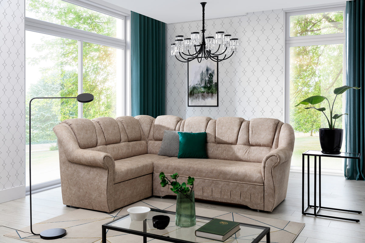 Narożnik Lord II Dora 21 w ciepłym beżowym kolorze prezentujący miękkie siedziska oraz komfortowe oparcia. Designerski narożnik wypoczynkowy do salonu idealny do wnętrz skandynawskich, japandi i modern classic.