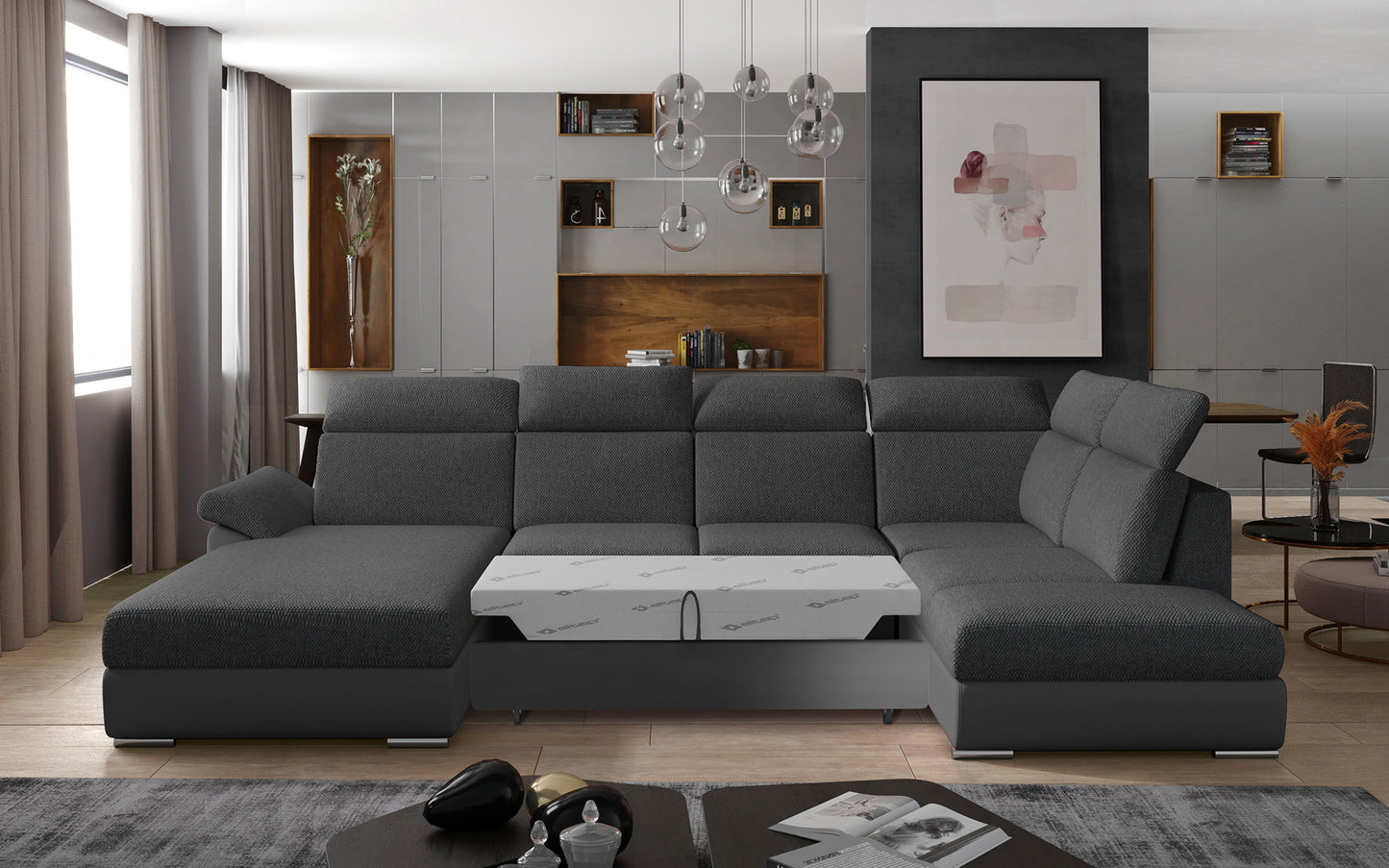 Praktyczny narożnik do salonu Evanell w odcieniu ciemnoszarym z tapicerką Inari 96 oraz Soft 29 wyróżnia się dużą powierzchnią użytkową i eleganckim wykończeniem, tworząc przyjazną przestrzeń do codziennego relaksu
