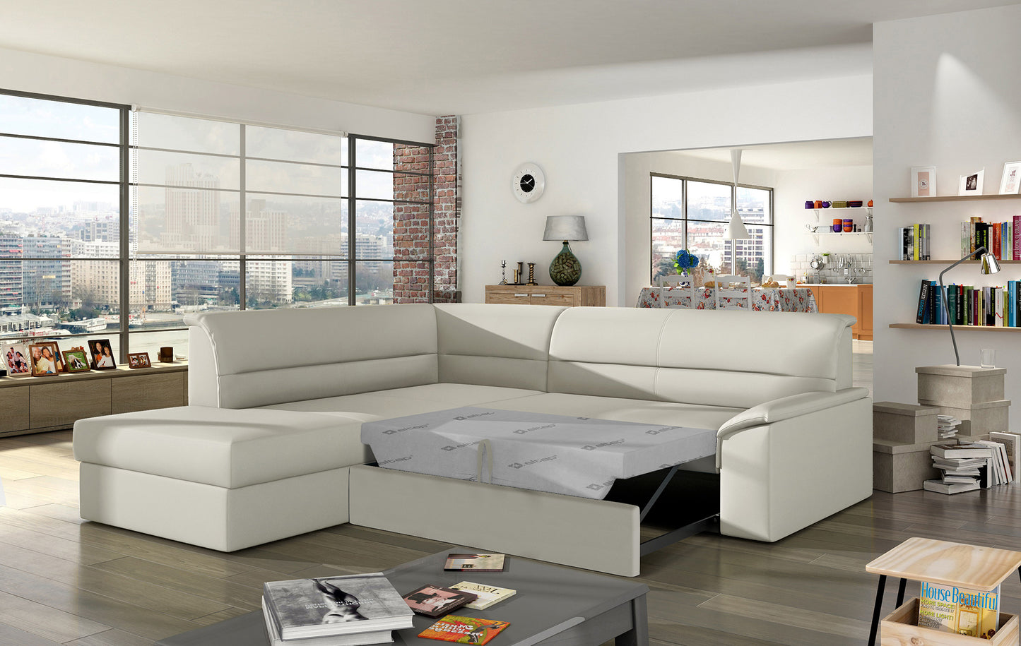 Jasnobeżowy narożnik Elano lewy w tkaninie Soft 33 wyróżnia się nowoczesnym designem, prostą bryłą oraz eleganckim wykończeniem. Komfortowy narożnik do salonu zapewnia wygodne miejsce do codziennego relaksu i doskonale pasuje do jasnych aranżacji wnętrz.