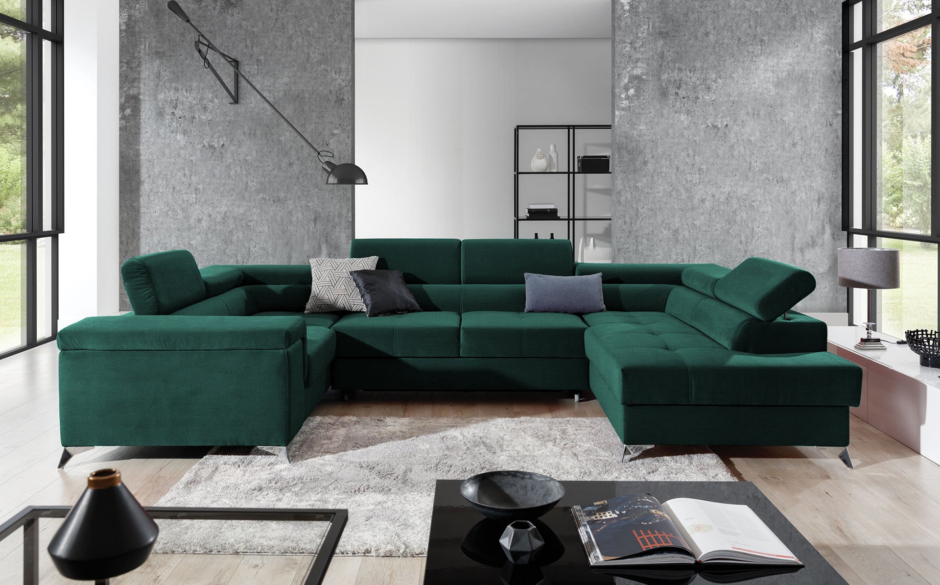 Designerski narożnik Thiago prawy wykonany z tkaniny Monolith 37 prezentuje minimalistyczną bryłę, regulowane zagłówki oraz komfortowe siedziska. Funkcjonalny narożnik do rodzinnego salonu zapewnia wysoki komfort wypoczynku każdego dnia.