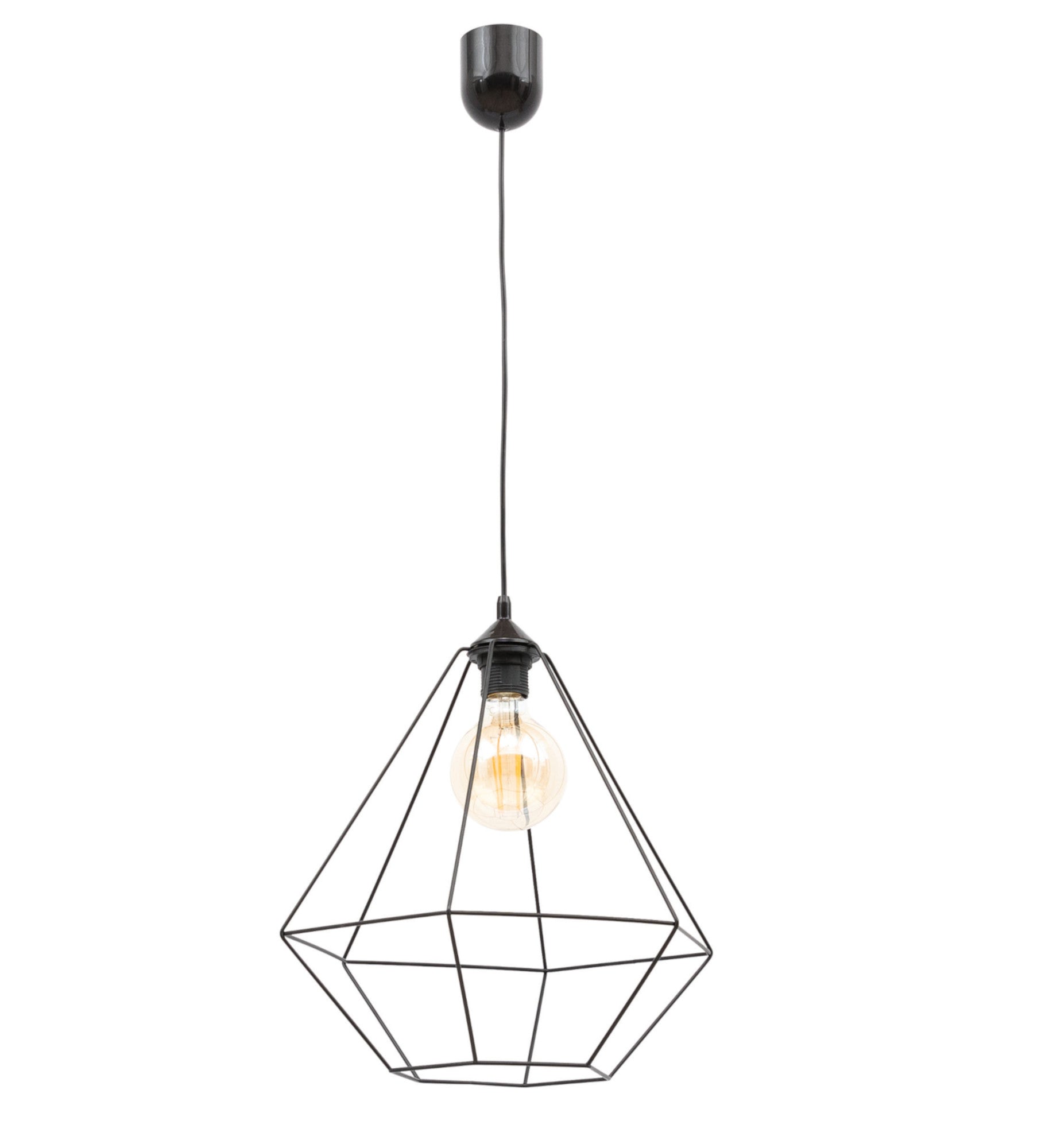 Lampa wisząca Brevitas I 35x90 cm – widok studyjny z żarówką – nowoczesna lampa sufitowa w stylu loftowym z czarnym geometrycznym kloszem i dekoracyjną żarówką.