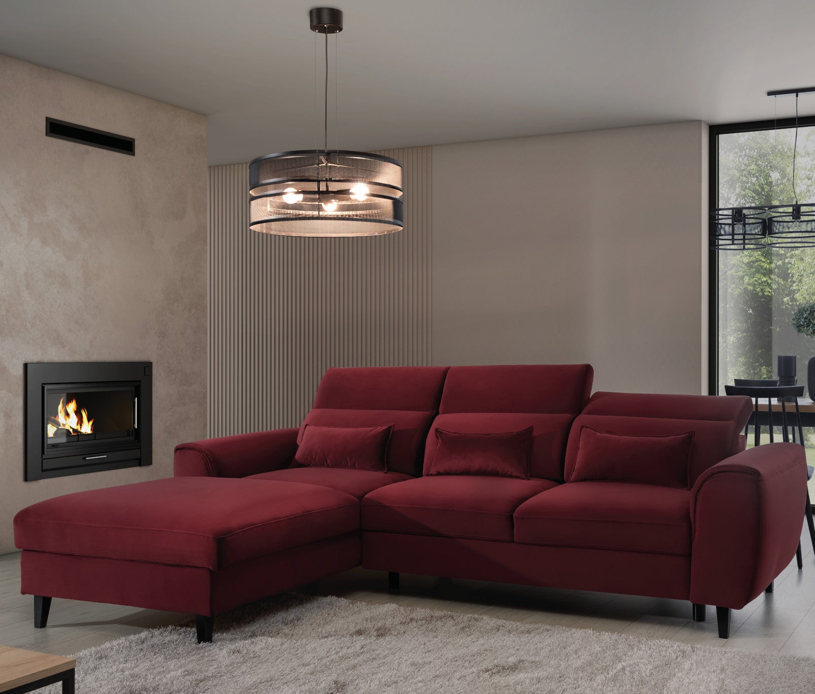 Lampa wisząca Orabela A czarna 55×120 cm – aranżacja w salonie (ujęcie 1)