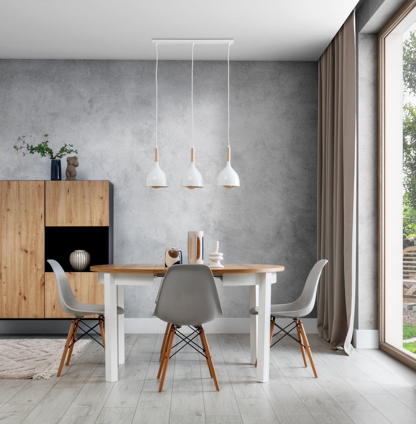 Lampa wisząca Woldes biała 71×110 cm – aranżacja w jasnej jadalni (ujęcie 1)