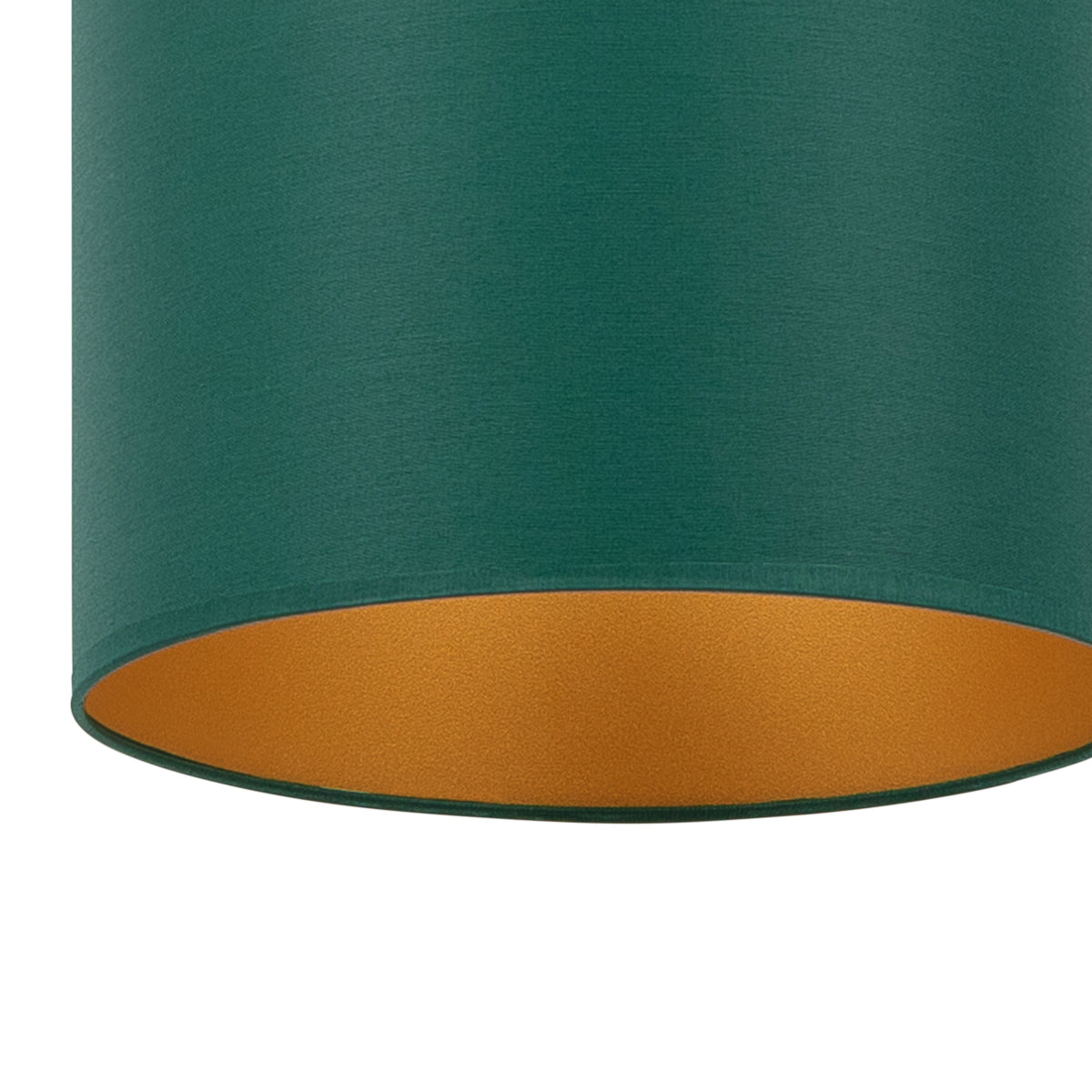 Zbliżenie na abażur lampy Vespillo: gładka tkanina w odcieniu zieleni i lustrzana, metaliczna powłoka od wewnątrz w kolorze ciepłego złota.