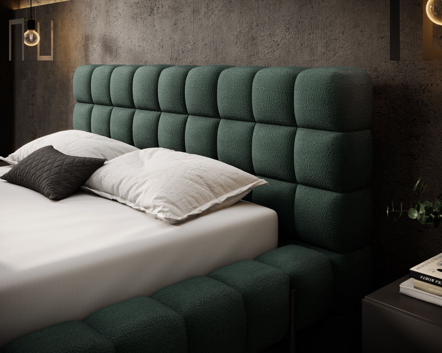 Tapicerowany zagłówek łóżka Magentta w tkaninie ciemnozielonej Amore 35, z miękkim pikowaniem w nowoczesnej sypialni z betonową ścianą.