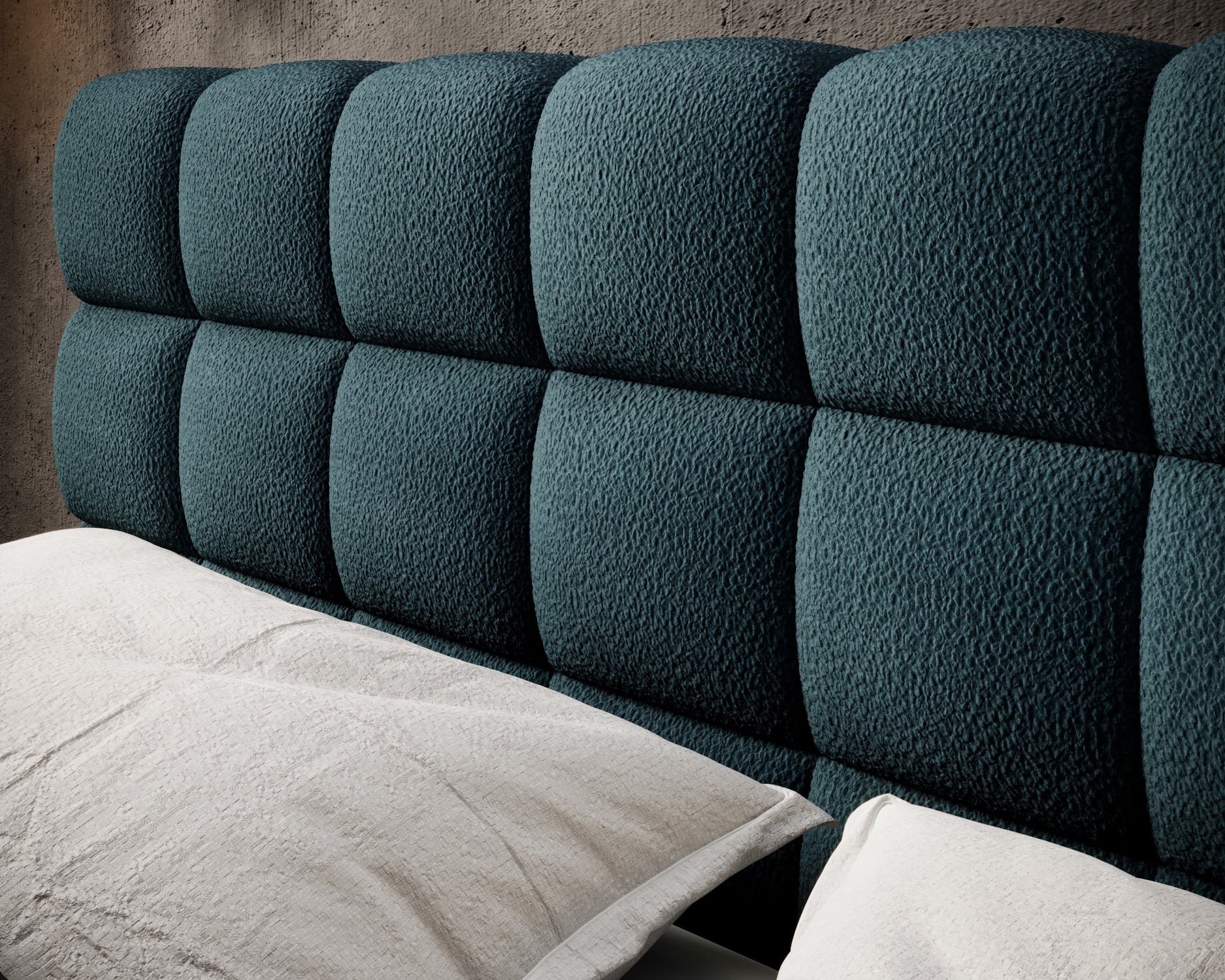 Zbliżenie na pikowane wezgłowie łóżka Magentta w tkaninie Amore 40 granatowy – miękka struktura i nowoczesny design.