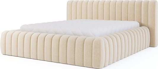 Łóżko Carilla Royal 18 beżowy boucle z tapicerowanym frontem, elegancka forma i miękkie wykończenie materaca.