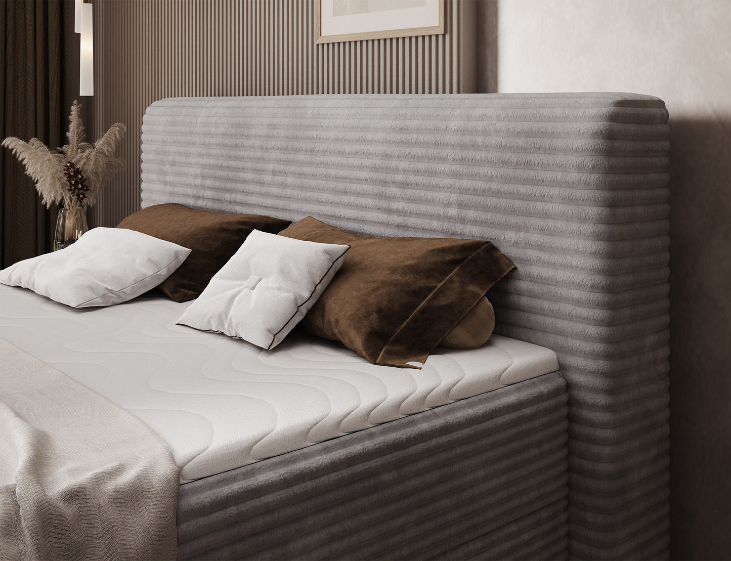 Zbliżenie na wezgłowie łóżka Cortiko ELTAP w tkaninie Modullo 03, jasnoszary kolor, miękka tapicerka i dekoracyjne poduszki