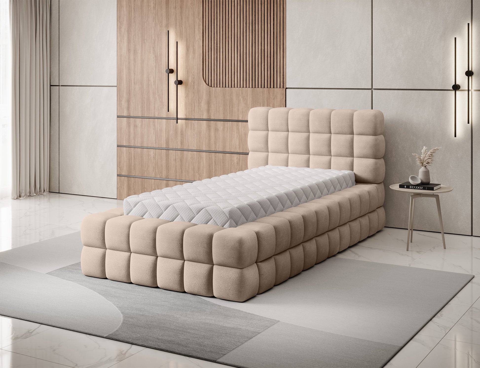 Łóżko Dizzle 90 Amore 18 w kolorze beżowym, ujęcie z widocznym materacem i nowoczesnym pikowanym wykończeniem boków.