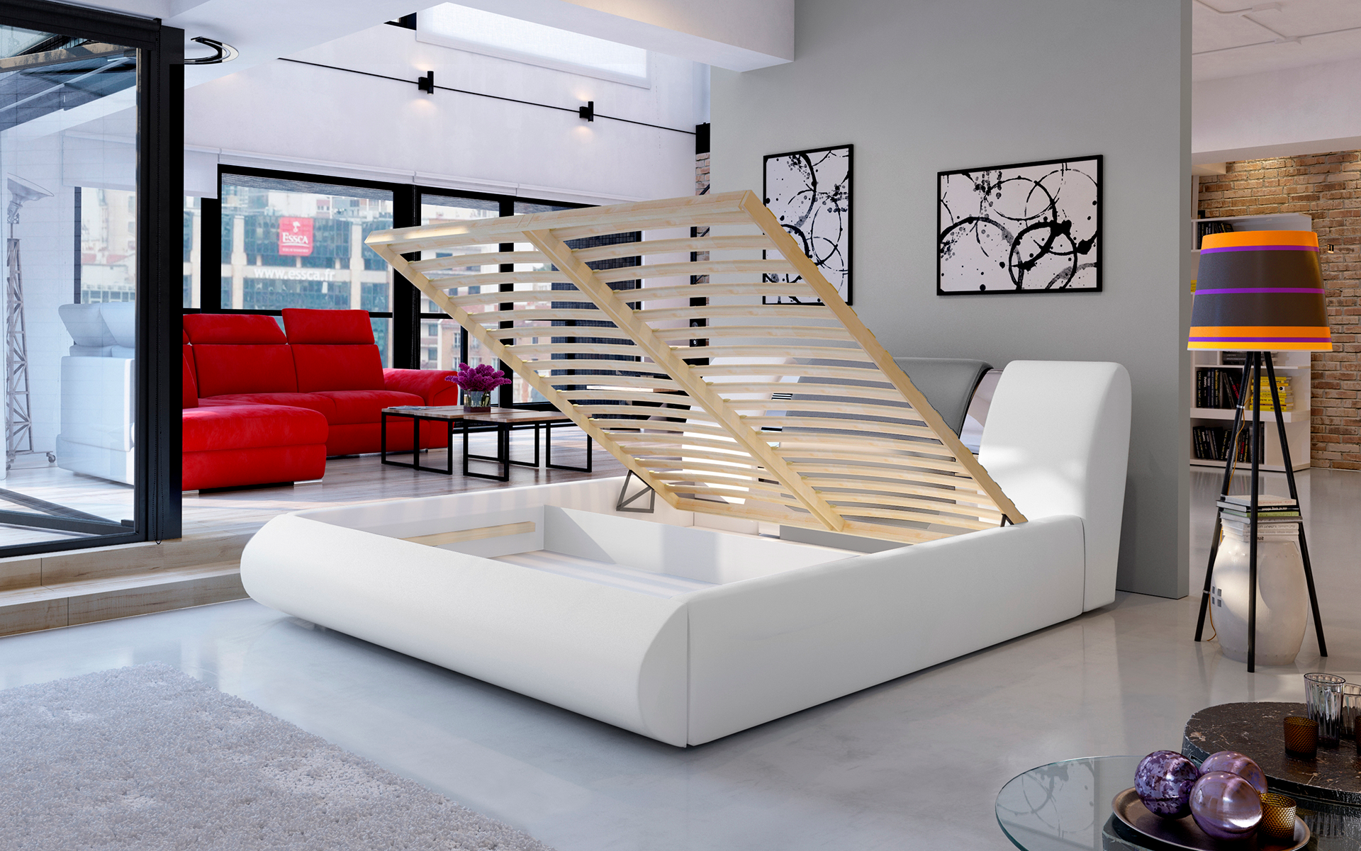 Łóżko Flavio 160x200 cm w tkaninie Soft 17 biały / Soft 29 szary z podniesionym stelażem, prezentujące pojemnik na pościel w eleganckim, loftowym wnętrzu.