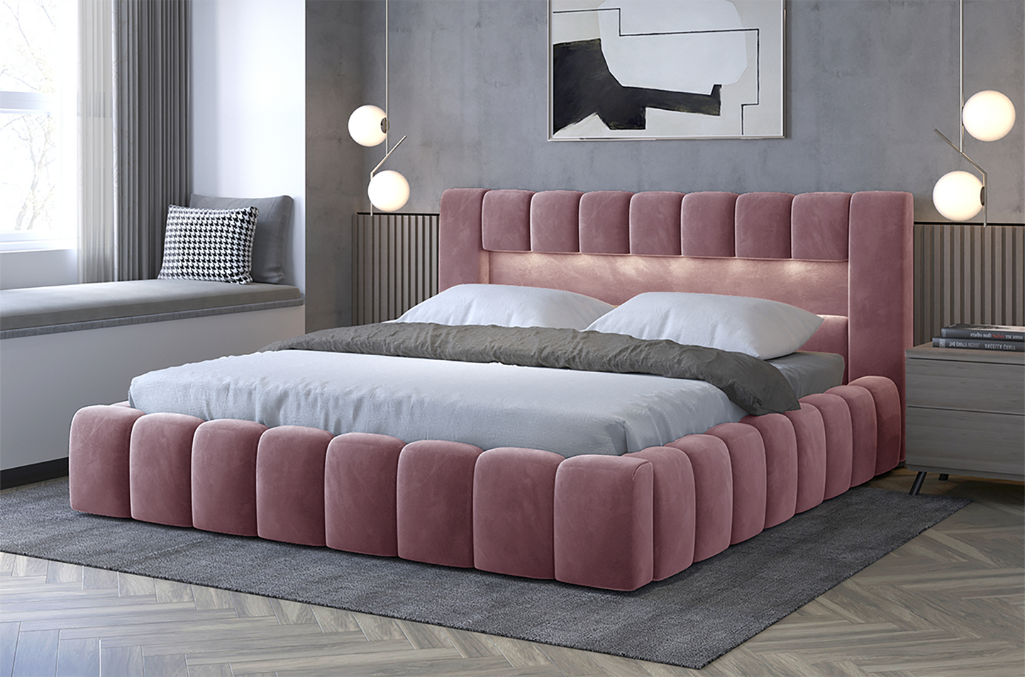 Łóżko Lamica II 160x200 cm w kolorze Monolith 63 różowy, aranżacja w nowoczesnej sypialni z szarymi ścianami i dekoracyjnym oświetleniem.