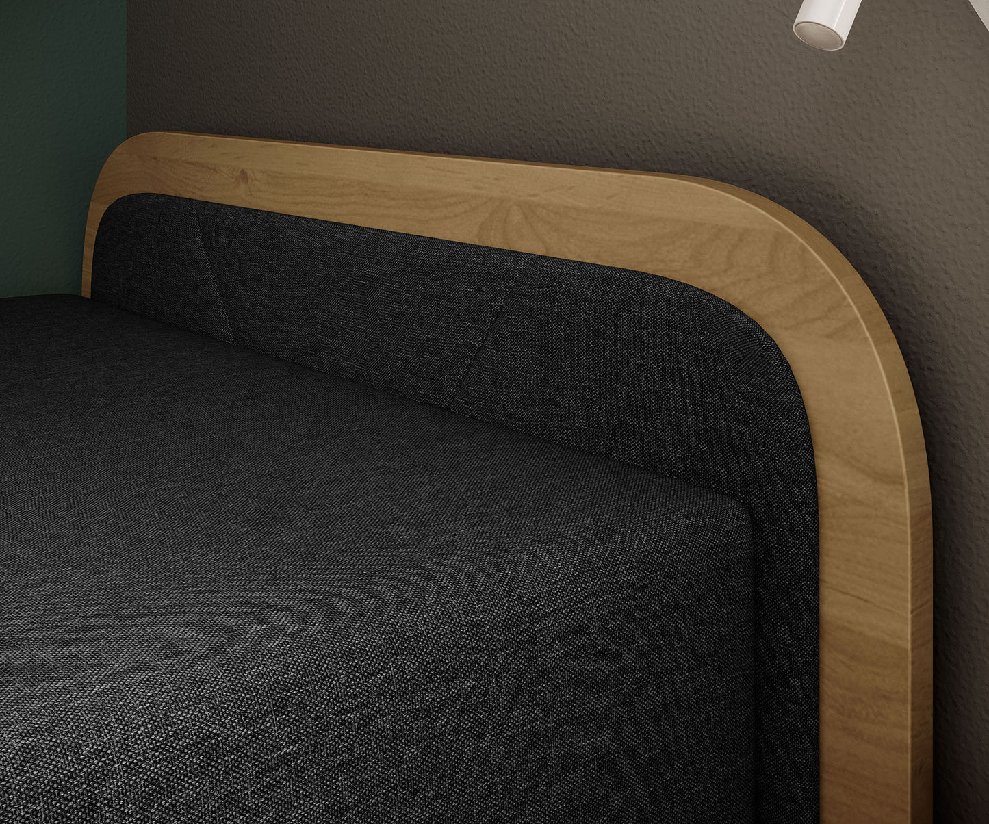 Zbliżenie na tapicerowany zagłówek łóżka Parys w tkaninie Sawana 14 czarny z wyraźnym obramowaniem z jasnego drewna.