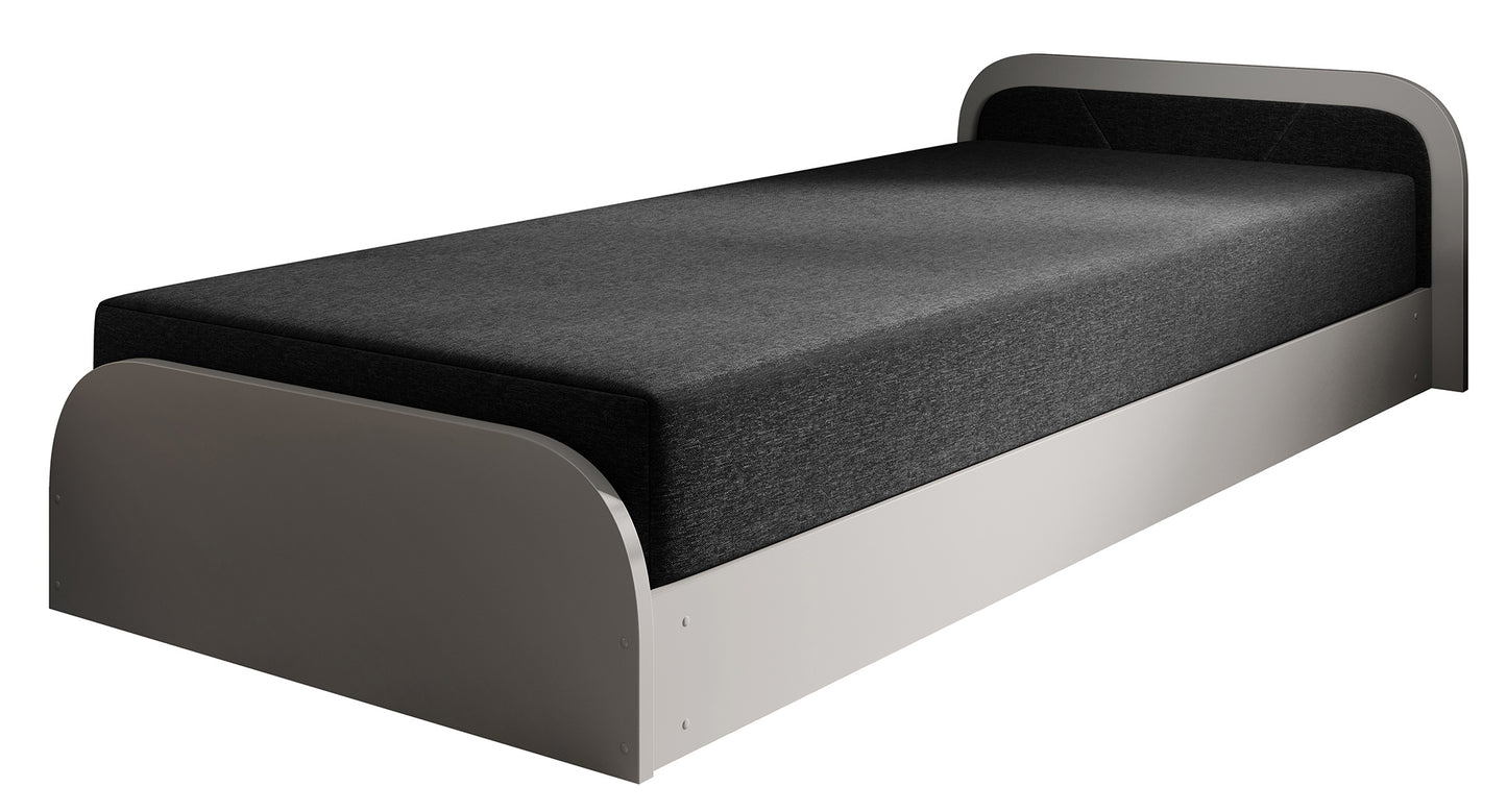 Łóżko Parys II Sawana 14 czarny (układ prawy) na białym tle, z matowoszarym stelażem i antracytowym obiciem materaca.