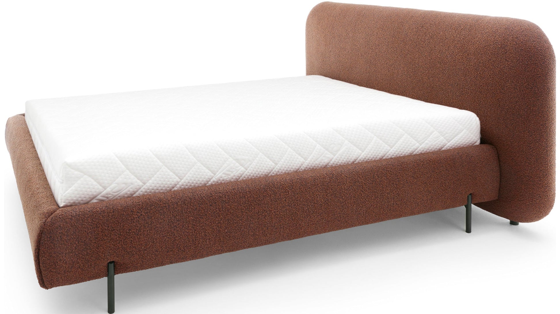 Łóżko tapicerowane Pointt Jaffray 30 w kolorze ceglastym, tkanina boucle, z widoczną ramą i wysokimi czarnymi nogami – nowoczesny design