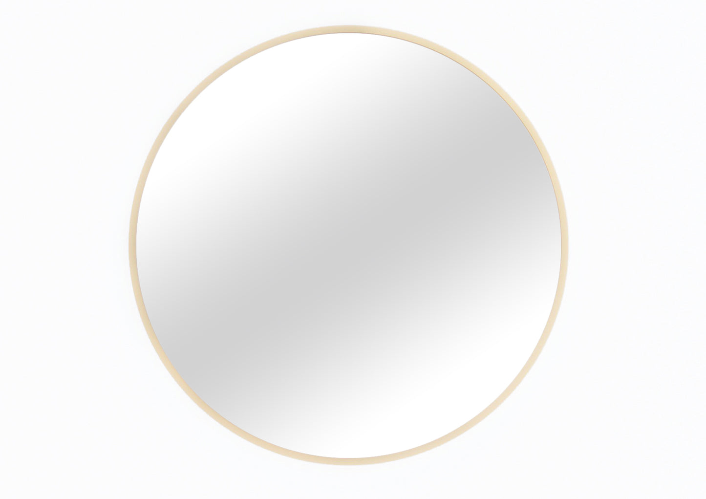 Lustro Gerbinie w złotej ramie bez podświetlenia LED stanowi centralny element nowoczesnej strefy umywalkowej. Minimalistyczny design doskonale komponuje się z białą ceramiką, czarną baterią oraz geometrycznymi kinkietami ściennymi.
