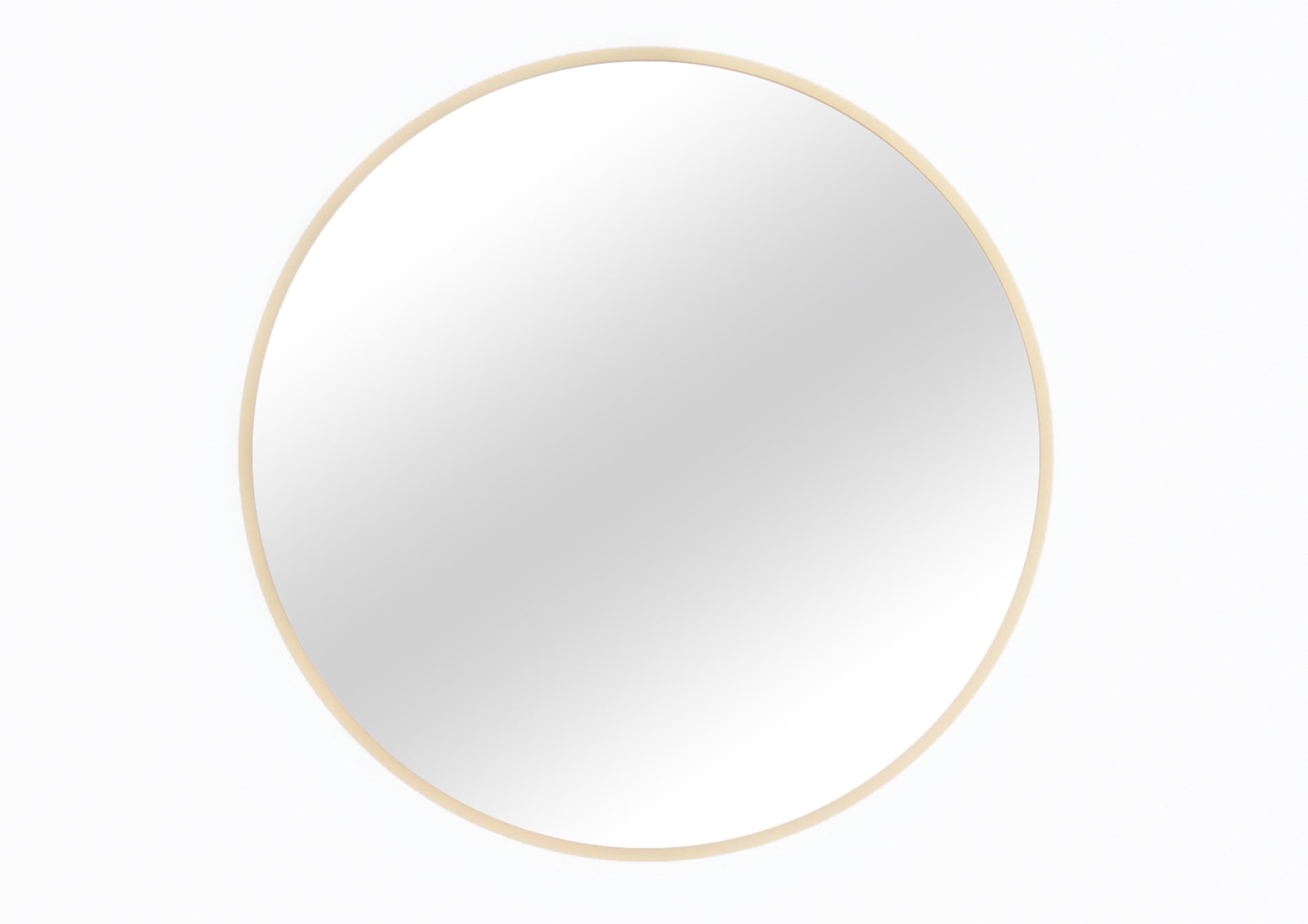 Lustro Gerbinie w złotej ramie bez podświetlenia LED stanowi centralny element nowoczesnej strefy umywalkowej. Minimalistyczny design doskonale komponuje się z białą ceramiką, czarną baterią oraz geometrycznymi kinkietami ściennymi.