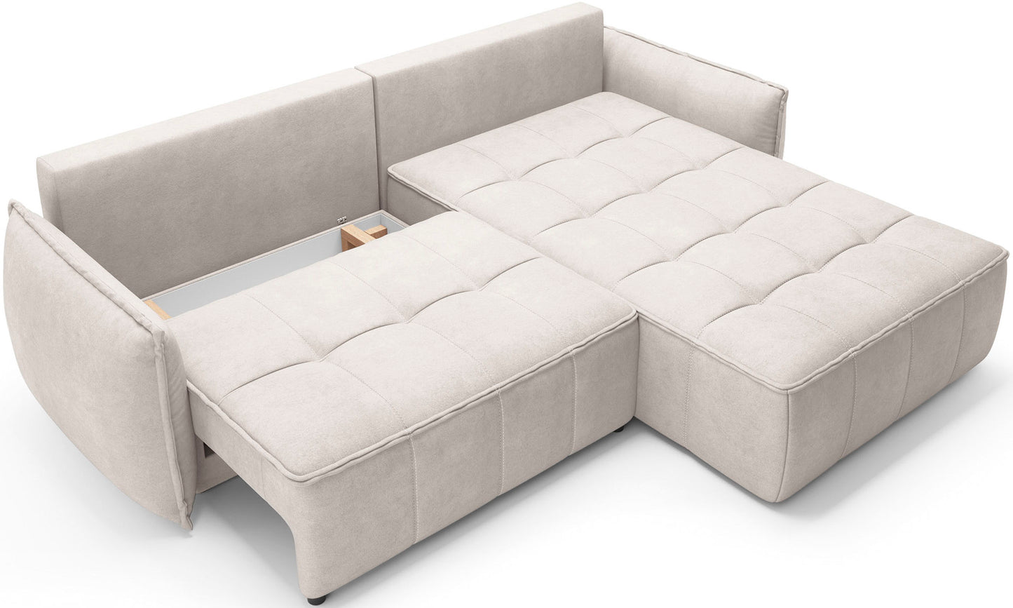 Narożnik Campo Relax 18 beżowy układ prawy, rozłożony z odsłoniętym schowkiem na pościel, pokazujący praktyczny mechanizm mebla.