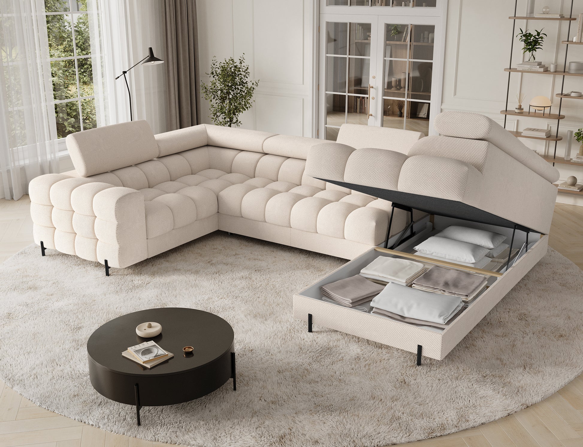 Pojemnik na pościel narożnika Fectory Calmora 18 beżowy z otwartą klapą – wnętrze z kocami i poduszkami.