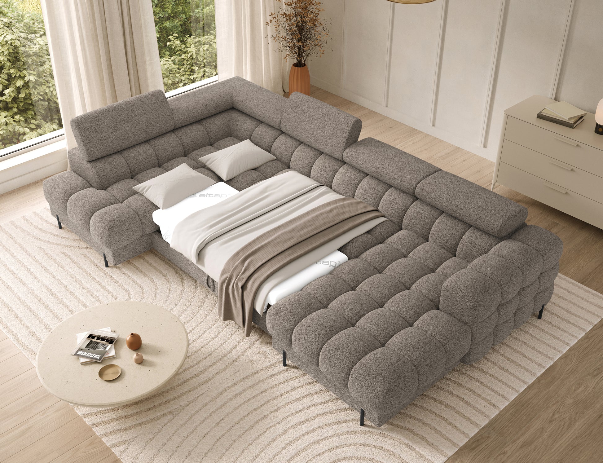 Narożnik Feraria lewy w tkaninie Royal 20 beżowy rozłożony do spania – komfortowa funkcja spania i duża powierzchnia użytkowa.