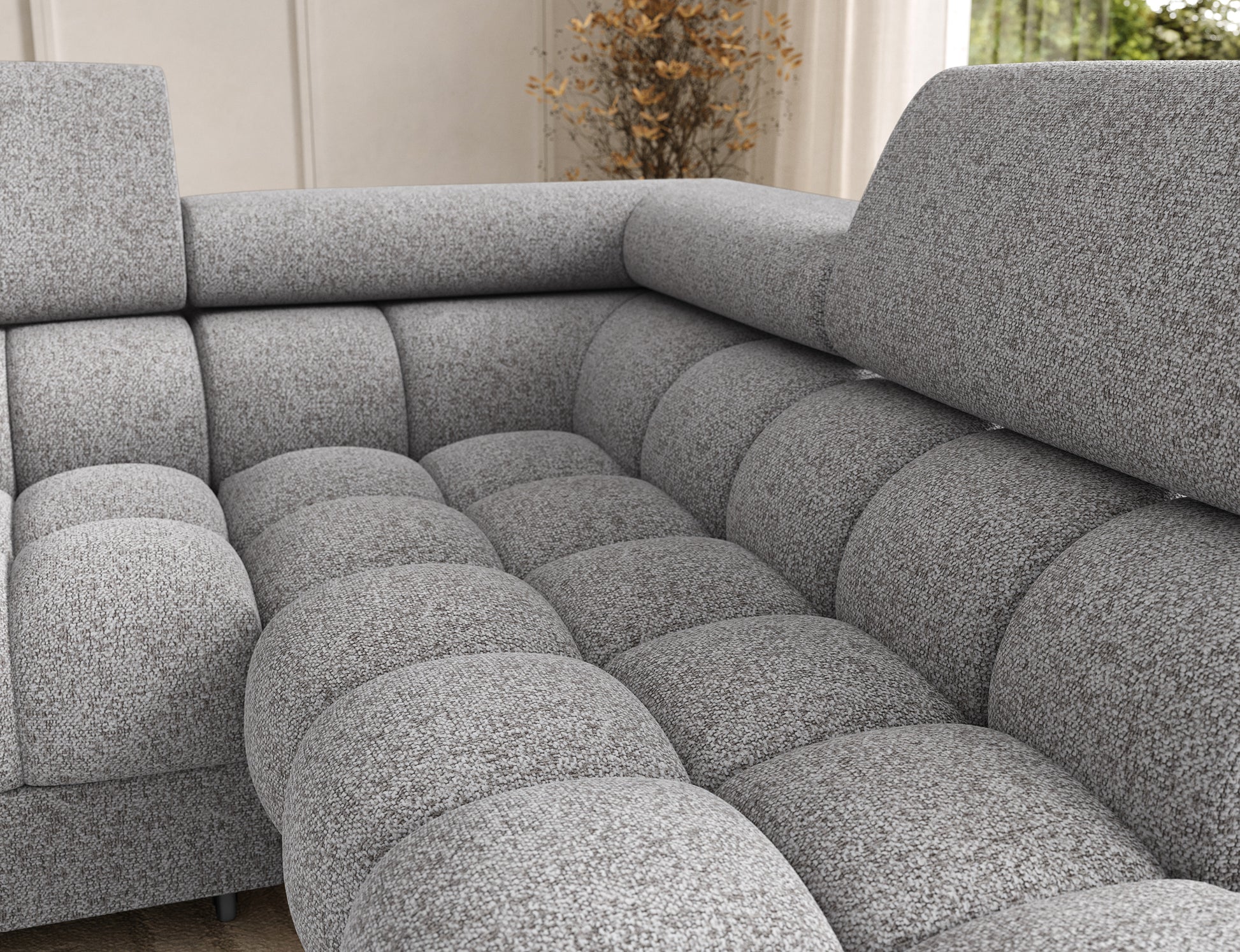 Siedzisko narożnika Feraria prawy w tkaninie Pellerito 03 jasnoszary – głębokie, miękkie pikowania podkreślające styl glamour i wygodę.z