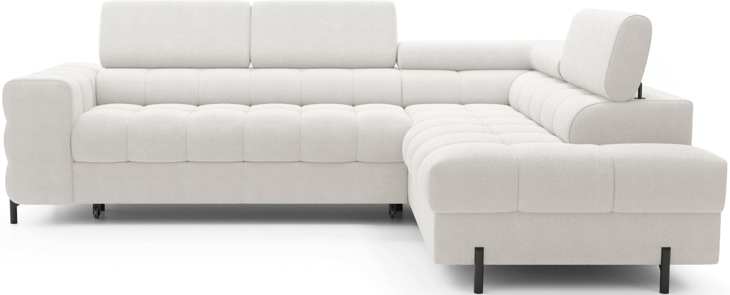 Narożnik Ferucce Amore 01 biały z pikowanym siedziskiem, regulowanymi zagłówkami i czarnymi metalowymi nogami – styl nowoczesny.