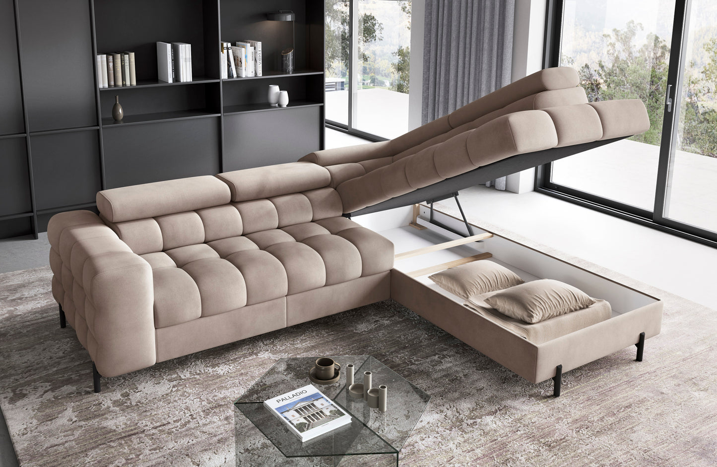 Uniesione siedzisko narożnika Ferucce z odkrytym pojemnikiem na pościel z poduszkami.