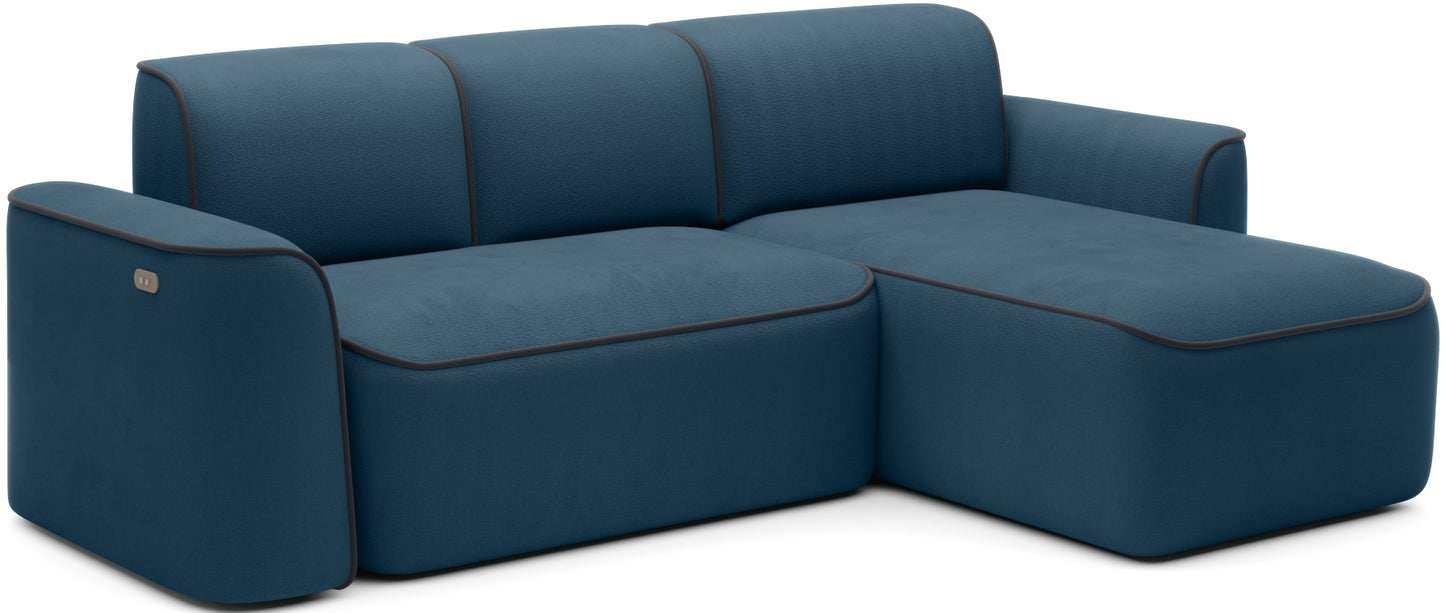 Narożnik Ume w układzie prawym w Amore 40 granatowym z lamówką Velvetmat 06 ciemnoszarą, widok ukośny na białym tle.