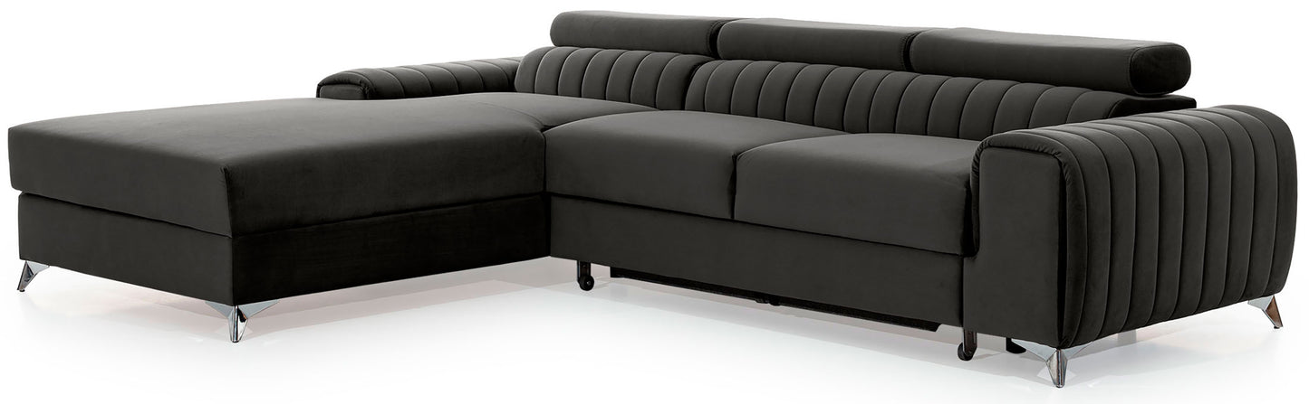 Narożnik Grayson Nube 05 ciemnoszary, układ lewy – widok z boku, ozdobne pionowe przeszycia i chromowane nóżki.