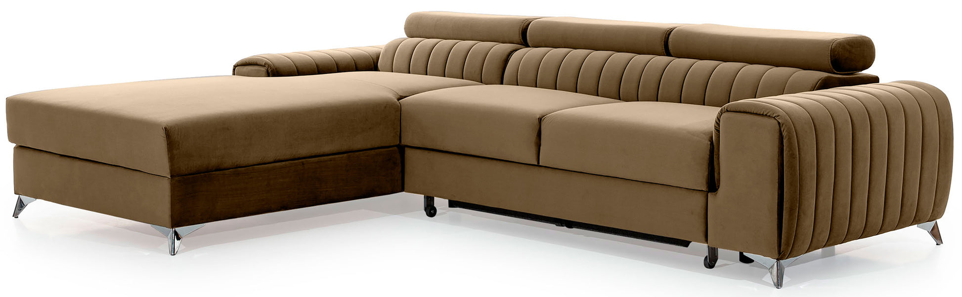 Narożnik Grayson Nube 20 beżowy, układ lewy – widok z boku, ozdobne przeszycia i chromowane nóżki w nowoczesnym stylu.