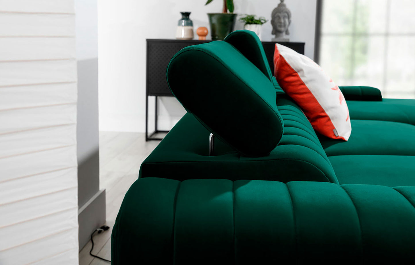 Regulowany zagłówek narożnika Grayson w kolorze Nube 35 zielony – detal pokazujący wygodne oparcie i wysoką jakość wykonania.