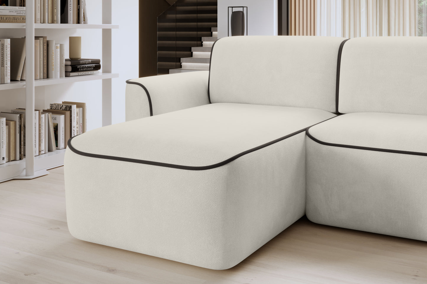 Szezlong narożnika Ume Amore 01 jasnobeżowy z brązową lamówką Velvetmat 22 – detal miękkiego siedziska.