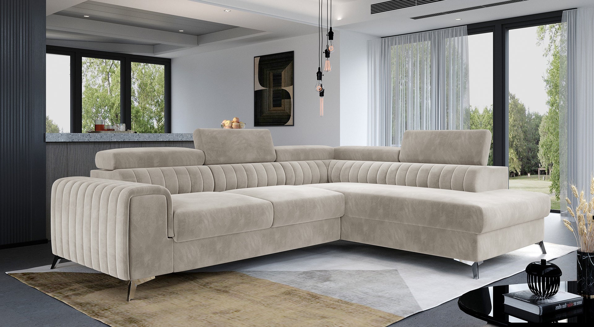 Narożnik Laurence w kolorze Paros 02 beżowy, układ prawy, ustawiony w przestronnym salonie z dużymi oknami i jasnym wystrojem.