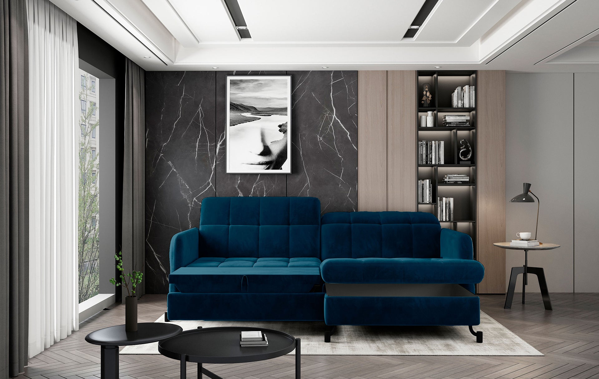 Rozłożony narożnik Lorelle Monolith 77 niebieski w funkcji spania, ustawiony w nowoczesnym salonie z czarną ścianą dekoracyjną.