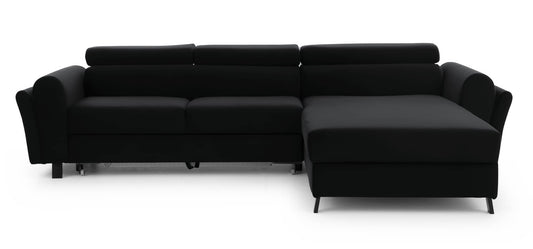 Czarny narożnik Mariall Mat Velvet 99 w eleganckim wykończeniu, nowoczesna sofa narożna do salonu z miękkim welurowym obiciem, szerokim siedziskiem i wygodnym oparciem, idealna do codziennego relaksu