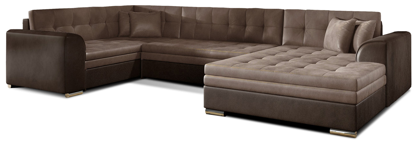 Narożnik Damario w układzie prawym, tapicerowany tkaniną Monolith 09 jasnobrązowy z bokami w Monolith 29 brązowy, widok na całą bryłę z poduszkami.