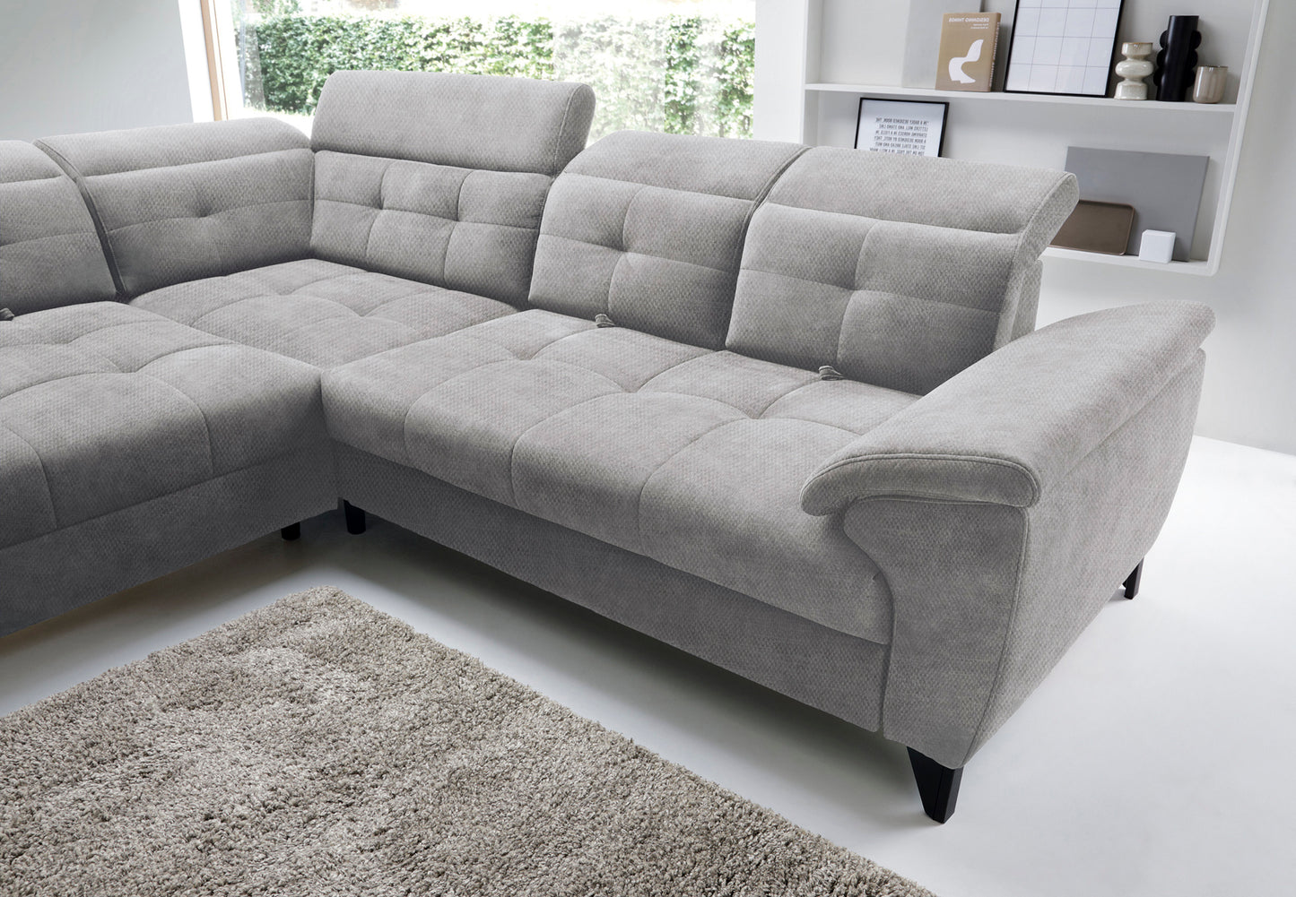 Widok na trzy ustawienia zagłówków narożnika Inferne Raquel 04 szary w układzie lewym.