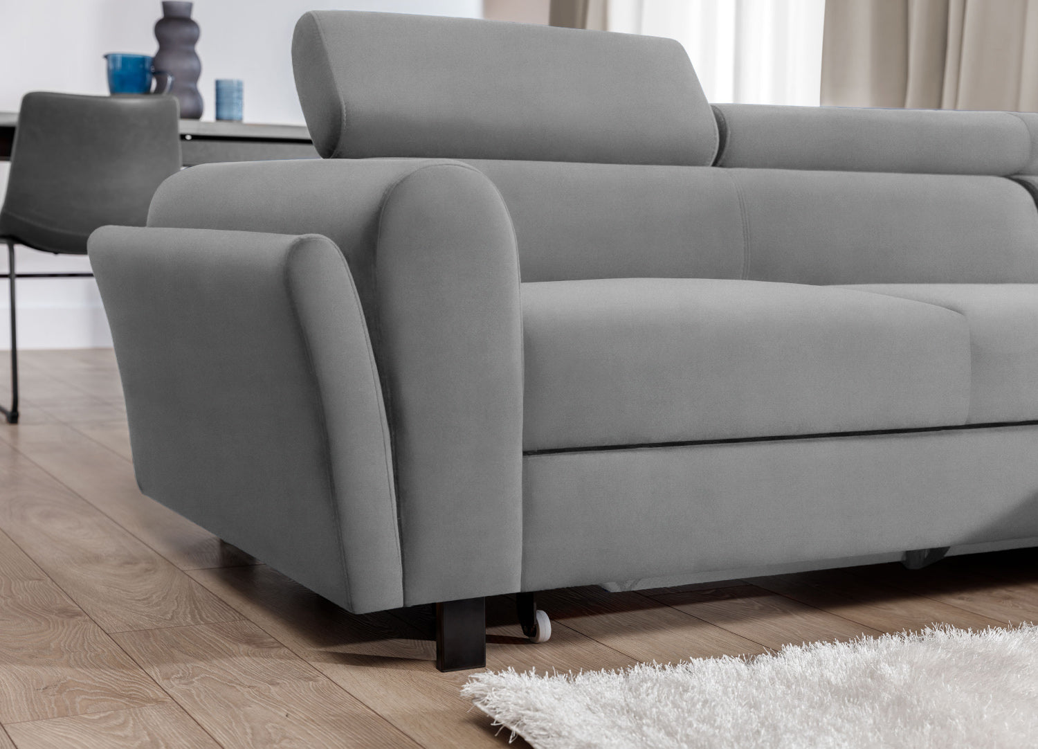 Nowoczesny narożnik Mariall w tkaninie Paros 05 jasnoszary prawy z funkcją spania, sofa narożna z dużą powierzchnią spania i miękkim siedziskiem, doskonała do relaksu, oglądania telewizji i nocowania gości