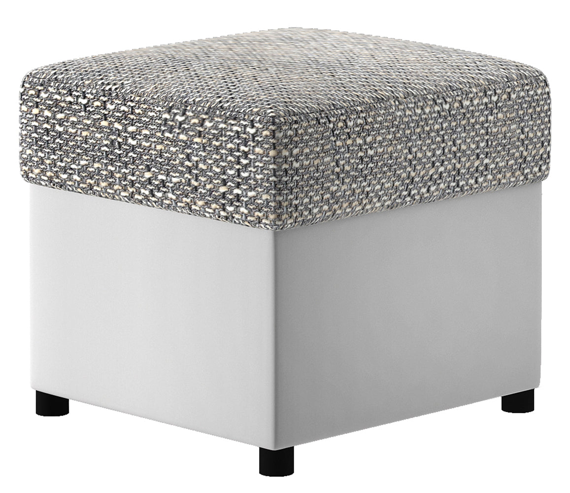 Pufa R3 w kolorze Berlin 01 szary z plecionym siedziskiem i białą podstawą Soft 17, widok na białym tle.