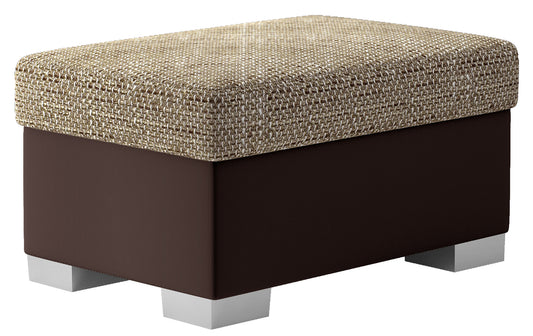 Pufa Lara w kolorze Berlin 03 ciemnobeżowy i Soft 66 brązowy, prostokątna, z siedziskiem tapicerowanym tkaniną strukturalną oraz brązową podstawą, prezentowana na białym tle.