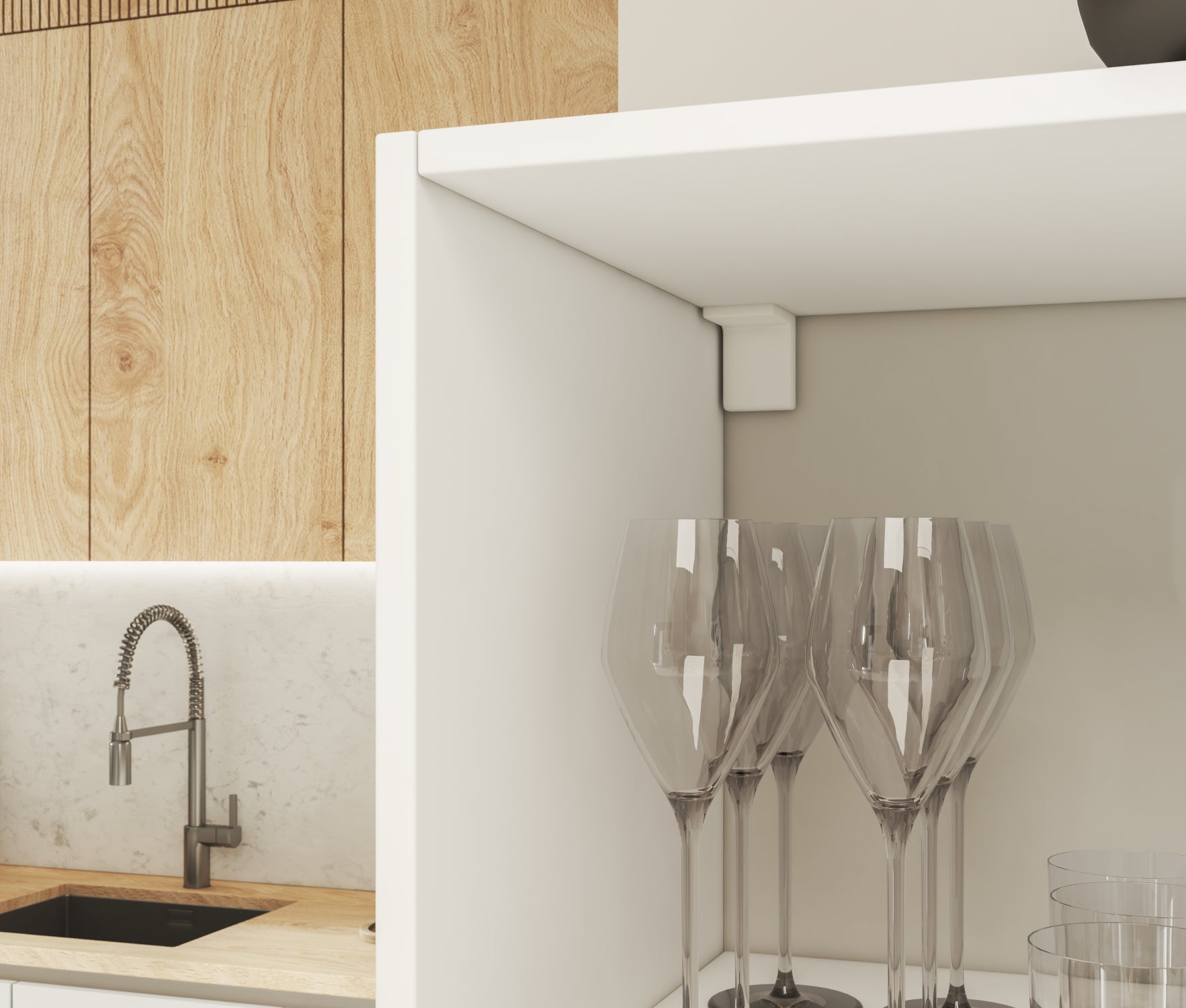 Detal biały regał Postto z kieliszkami do wina – eleganckie, funkcjonalne miejsce do przechowywania w nowoczesnej kuchni.