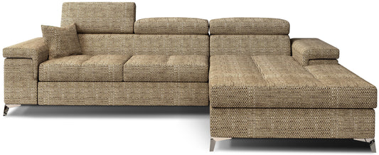 Narożnik Ricardo w tkaninie Berlin 03 ciemnobeżowy, układ prawy – widok z przodu – elegancka sofa narożna w kształcie litery L z szezlongiem po prawej stronie i regulowanymi zagłówkami.